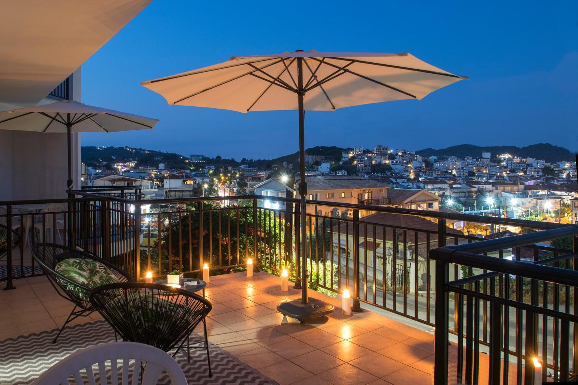 D & E Apartments Skiathos Town Exterior foto
