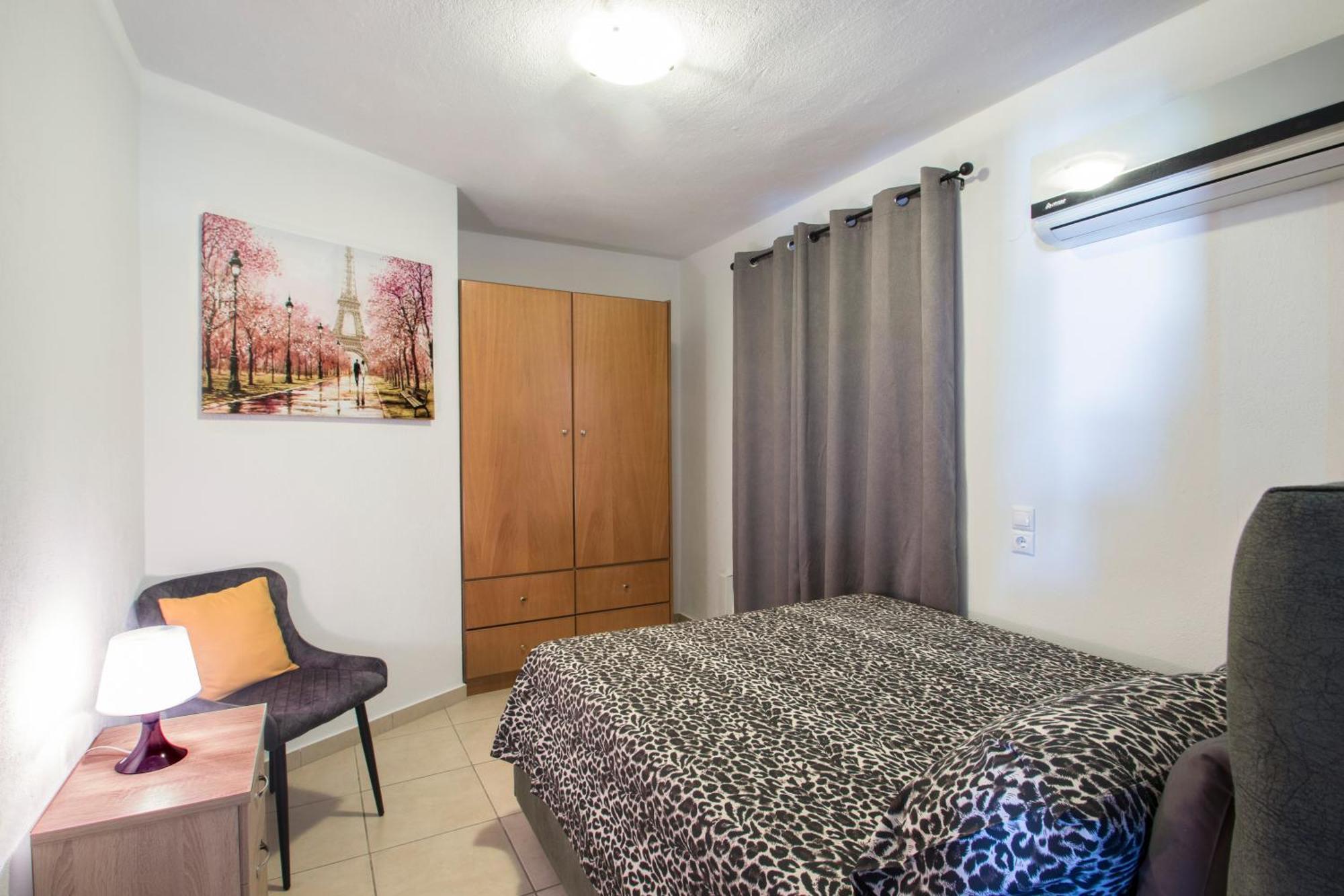 D & E Apartments Skiathos Town Exterior foto